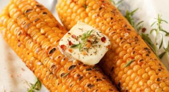 ¿Cómo recalentar el maíz de la mazorca?