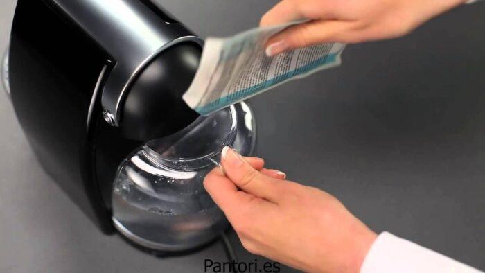 Cafetera Nespresso Krups Essenza Mini