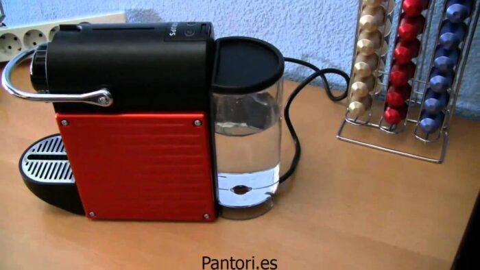 Cafetera Nespresso Redonda