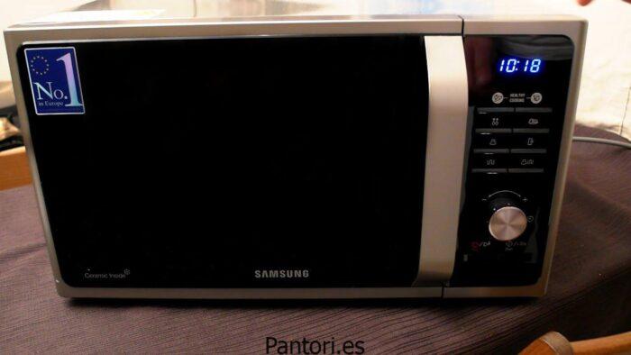 Microondas 23 Litros Con Grill