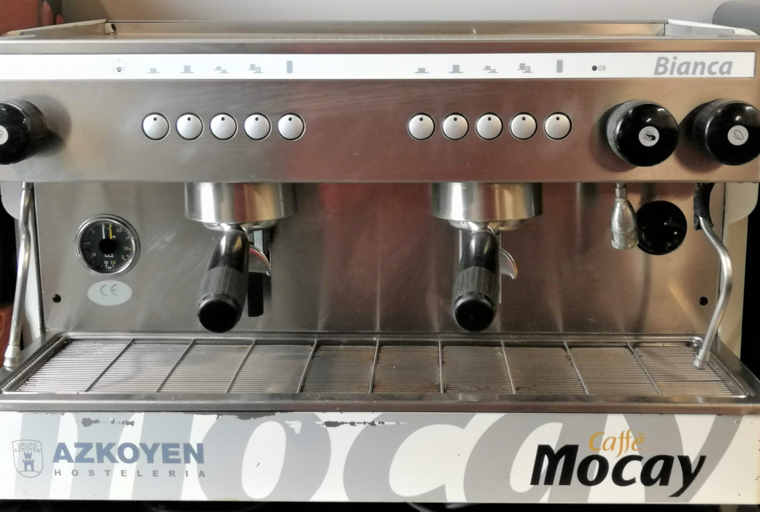 Cafetera automática de segunda mano: ahorra dinero en tu próxima taza de café