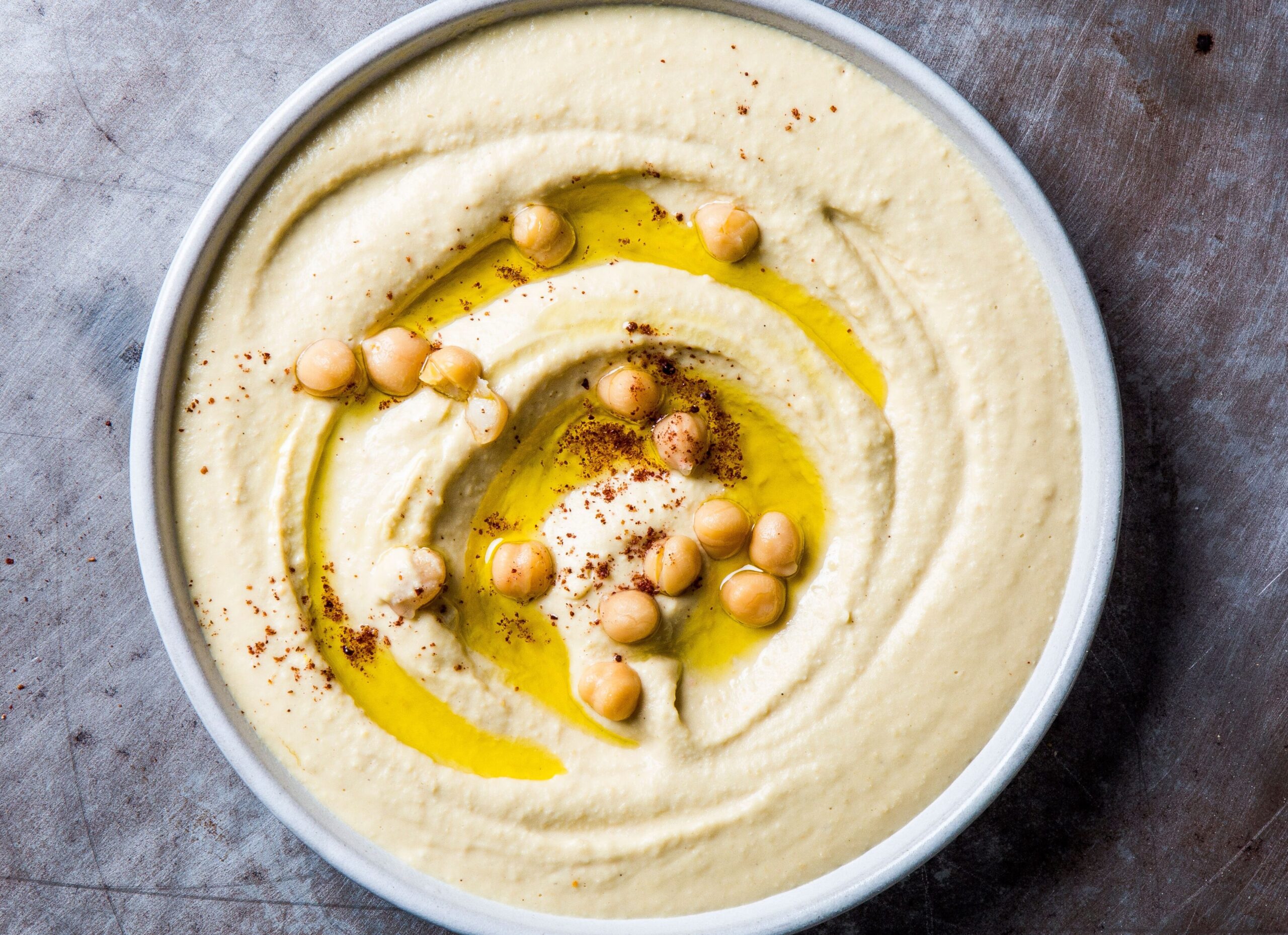 Descubre la duración perfecta del hummus casero: ¡Sorprende a tus invitados!
