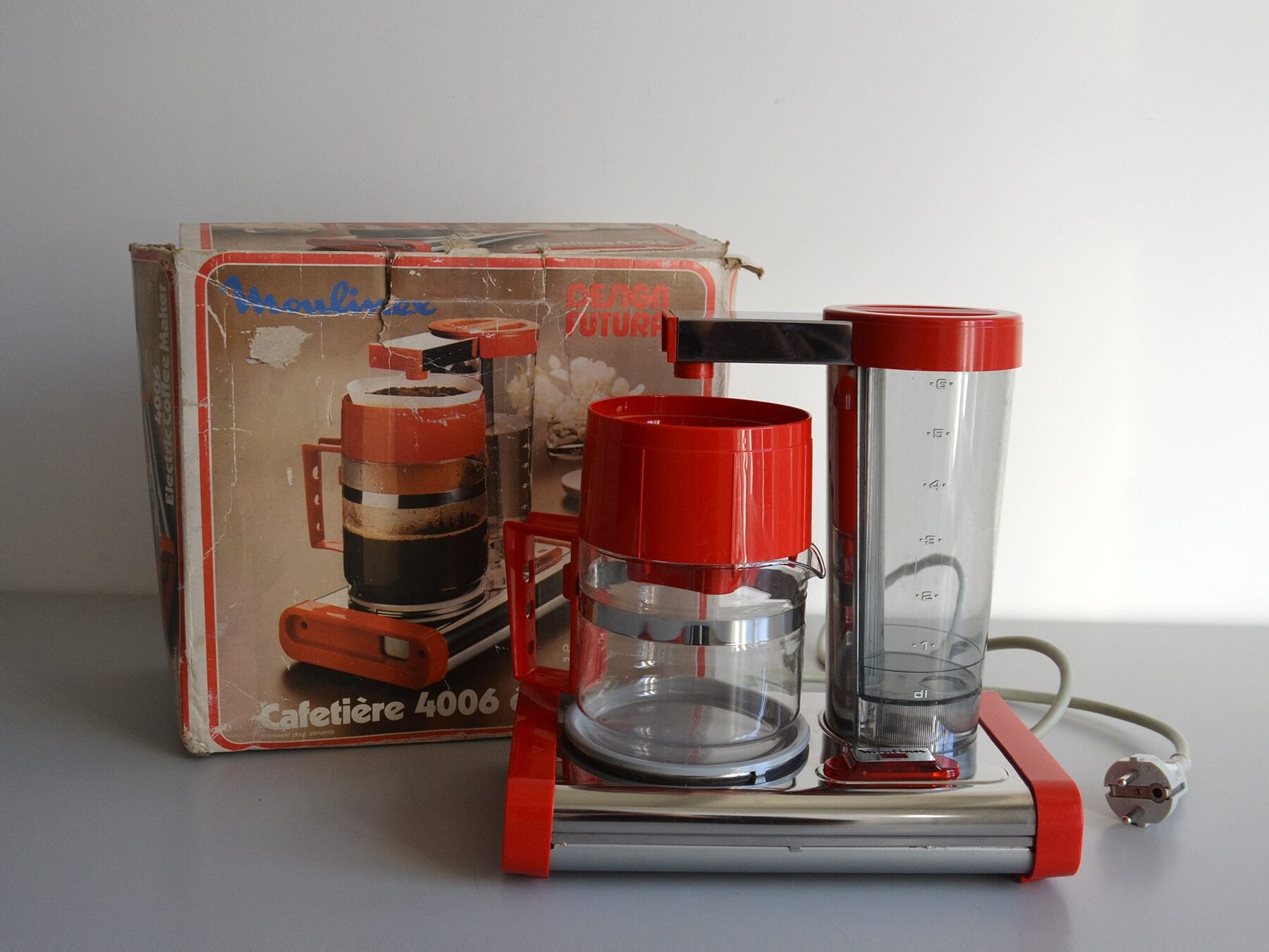 Cafetera Moulinex Antigua: La Elegancia del Café de Siempre