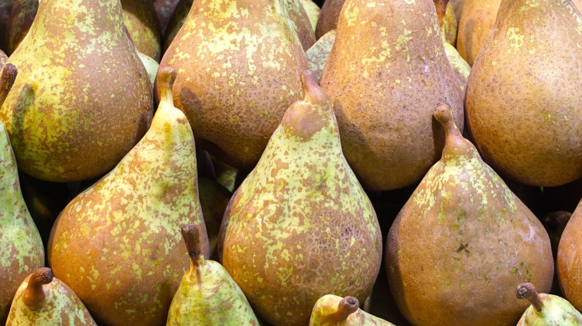 Deléitate con el sabor dulce y jugoso de las peras maduras