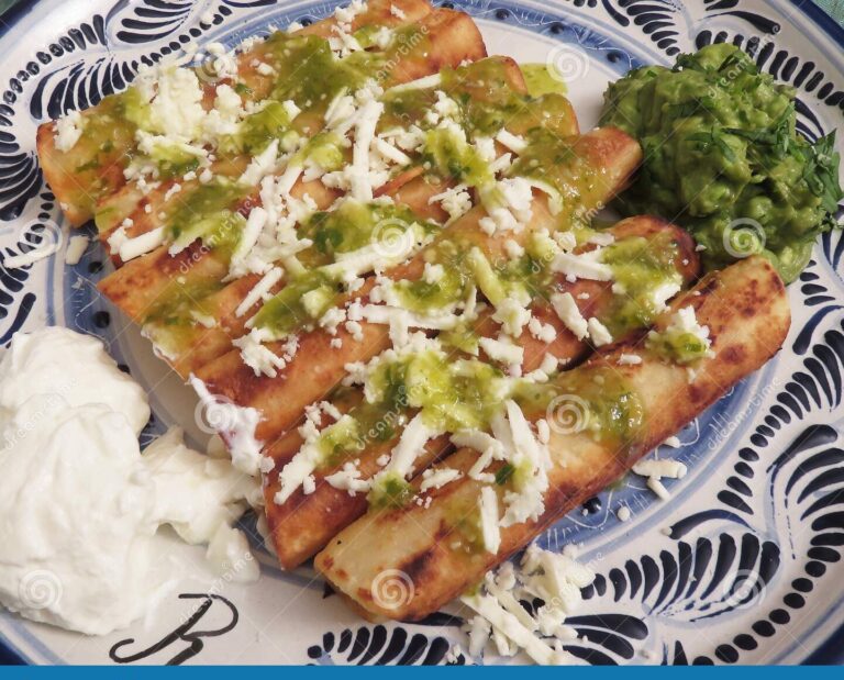 Descubre el sabor único del queso crema agrio delicioso y versátil